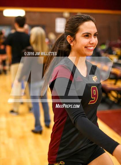 Thumbnail 3 in Salpointe Catholic vs. Prescott (AIA 4A Semifinal)  photogallery.