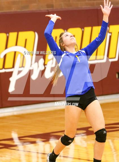 Thumbnail 1 in Salpointe Catholic vs. Prescott (AIA 4A Semifinal)  photogallery.