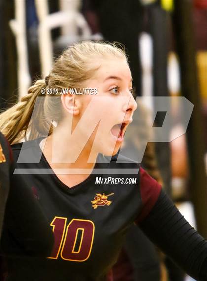 Thumbnail 3 in Salpointe Catholic vs. Prescott (AIA 4A Semifinal)  photogallery.