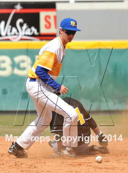 Thumbnail 2 in Legacy Christian Academy vs. Dallas Lutheran (Lutheran Classic) photogallery.