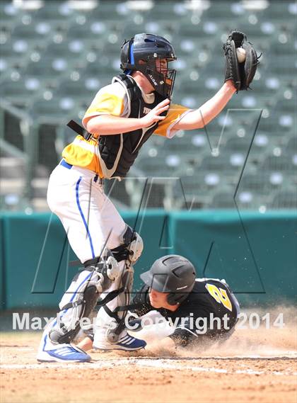 Thumbnail 3 in Legacy Christian Academy vs. Dallas Lutheran (Lutheran Classic) photogallery.