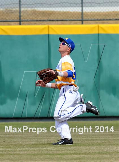 Thumbnail 2 in Legacy Christian Academy vs. Dallas Lutheran (Lutheran Classic) photogallery.