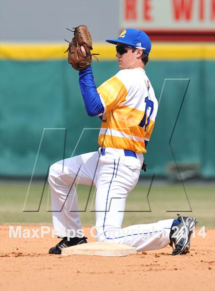 Thumbnail 2 in Legacy Christian Academy vs. Dallas Lutheran (Lutheran Classic) photogallery.