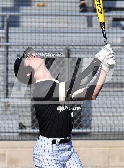 Thumbnail 2 in Pleasant Grove vs Van (Sunnyvale Invitational) photogallery.