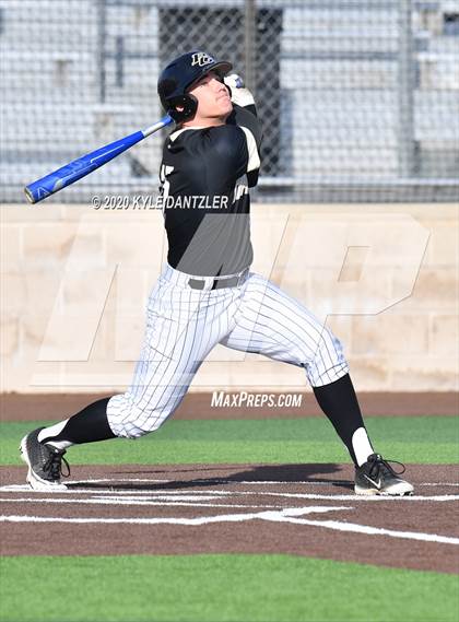 Thumbnail 2 in Pleasant Grove vs Van (Sunnyvale Invitational) photogallery.