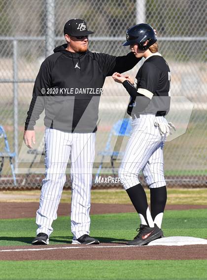 Thumbnail 2 in Pleasant Grove vs Van (Sunnyvale Invitational) photogallery.