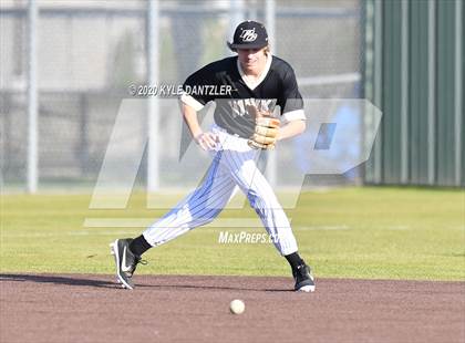 Thumbnail 2 in Pleasant Grove vs Van (Sunnyvale Invitational) photogallery.