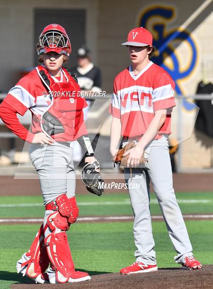 Thumbnail 2 in Pleasant Grove vs Van (Sunnyvale Invitational) photogallery.