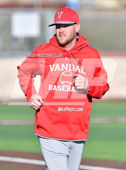 Thumbnail 2 in Pleasant Grove vs Van (Sunnyvale Invitational) photogallery.