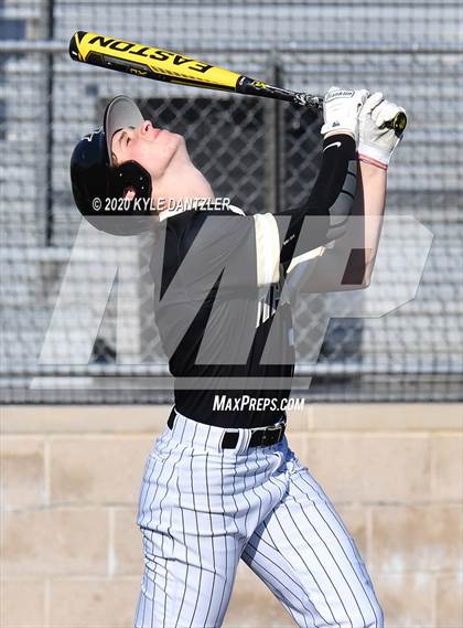 Thumbnail 1 in Pleasant Grove vs Van (Sunnyvale Invitational) photogallery.