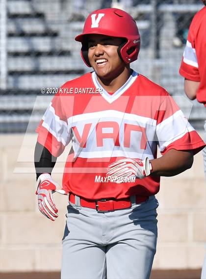 Thumbnail 1 in Pleasant Grove vs Van (Sunnyvale Invitational) photogallery.