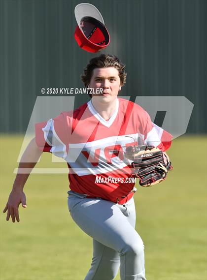 Thumbnail 3 in Pleasant Grove vs Van (Sunnyvale Invitational) photogallery.