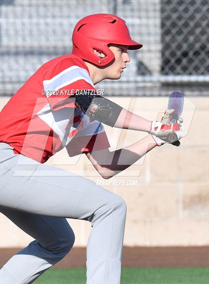 Thumbnail 3 in Pleasant Grove vs Van (Sunnyvale Invitational) photogallery.