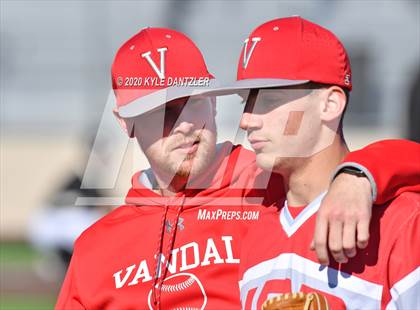 Thumbnail 2 in Pleasant Grove vs Van (Sunnyvale Invitational) photogallery.