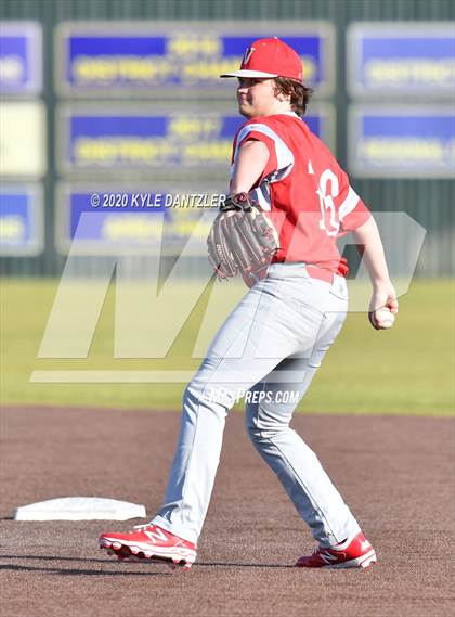 Thumbnail 3 in Pleasant Grove vs Van (Sunnyvale Invitational) photogallery.