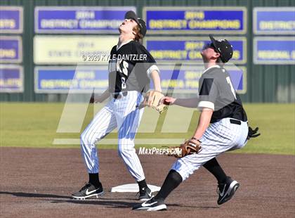 Thumbnail 3 in Pleasant Grove vs Van (Sunnyvale Invitational) photogallery.