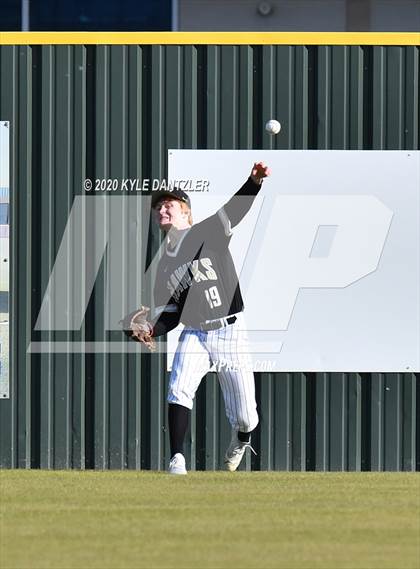 Thumbnail 1 in Pleasant Grove vs Van (Sunnyvale Invitational) photogallery.