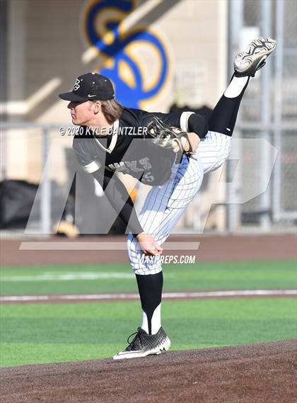 Thumbnail 2 in Pleasant Grove vs Van (Sunnyvale Invitational) photogallery.
