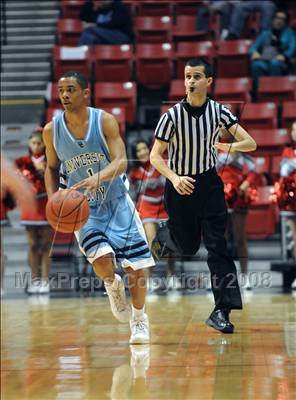 Thumbnail 2 in University City vs. La Jolla (CIF SDS D3 Final) photogallery.