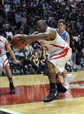 Thumbnail 3 in University City vs. La Jolla (CIF SDS D3 Final) photogallery.