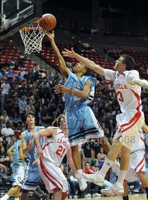 Thumbnail 1 in University City vs. La Jolla (CIF SDS D3 Final) photogallery.