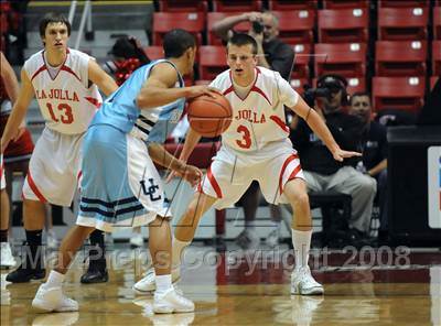 Thumbnail 2 in University City vs. La Jolla (CIF SDS D3 Final) photogallery.