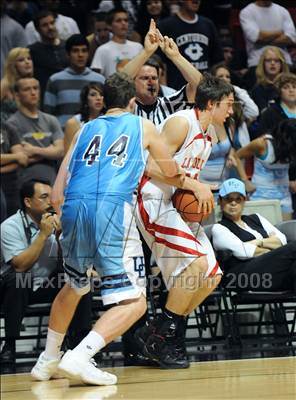 Thumbnail 1 in University City vs. La Jolla (CIF SDS D3 Final) photogallery.