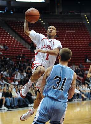 Thumbnail 3 in University City vs. La Jolla (CIF SDS D3 Final) photogallery.
