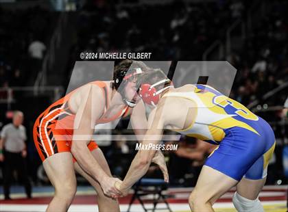 Thumbnail 2 in NYSPHSAA Division 2 Championships (Semi-Finals 152 to 285) photogallery.