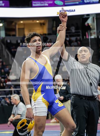 Thumbnail 1 in NYSPHSAA Division 2 Championships (Semi-Finals 152 to 285) photogallery.