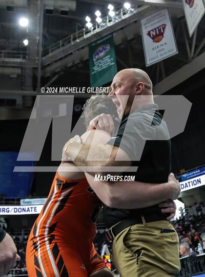 Thumbnail 3 in NYSPHSAA Division 2 Championships (Semi-Finals 152 to 285) photogallery.