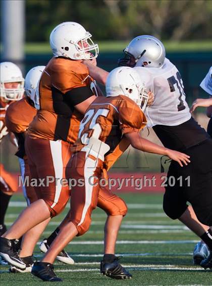 Thumbnail 2 in Alvin (Freshmen White) vs Clear Brook (Freshmen B) photogallery.