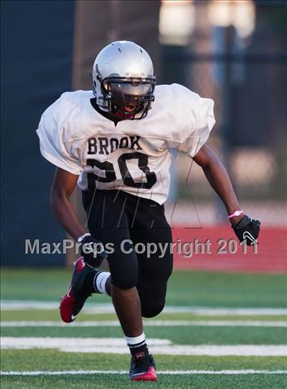 Thumbnail 1 in Fr: Alvin (Freshmen White) vs Clear Brook (Freshmen B) photogallery.