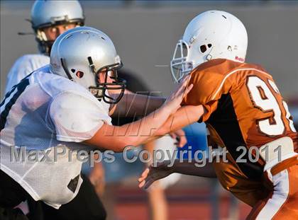Thumbnail 2 in Alvin (Freshmen White) vs Clear Brook (Freshmen B) photogallery.