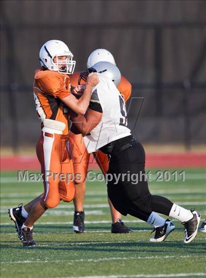 Thumbnail 1 in Fr: Alvin (Freshmen White) vs Clear Brook (Freshmen B) photogallery.