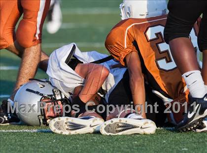 Thumbnail 2 in Alvin (Freshmen White) vs Clear Brook (Freshmen B) photogallery.