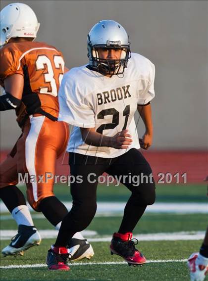 Thumbnail 3 in Alvin (Freshmen White) vs Clear Brook (Freshmen B) photogallery.