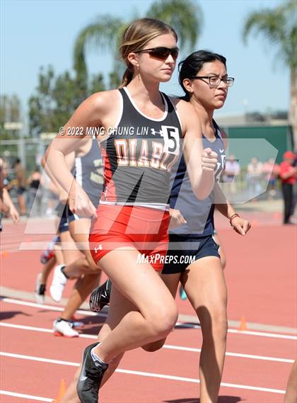 Thumbnail 2 in Irvine/Asics Distance Carnival  photogallery.
