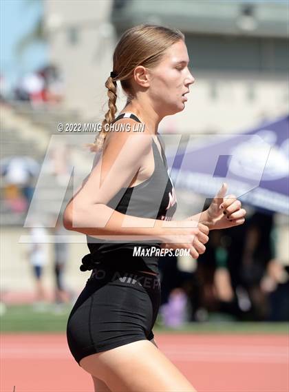 Thumbnail 2 in Irvine/Asics Distance Carnival  photogallery.