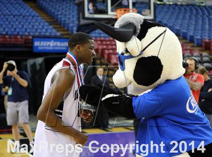 Thumbnail 3 in Modesto Christian vs Fairfield (CIF SJS D3 Final) photogallery.