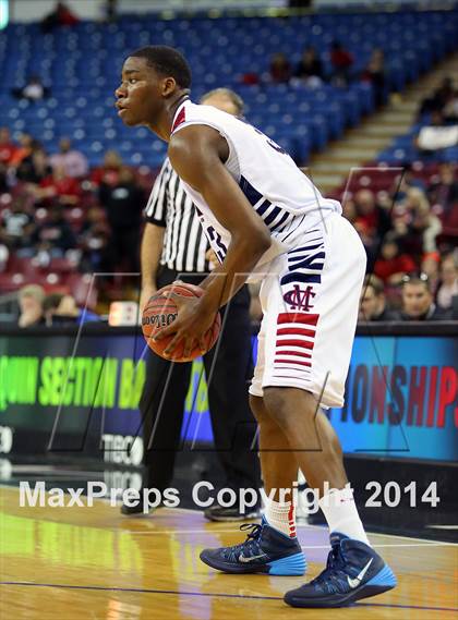 Thumbnail 2 in Modesto Christian vs Fairfield (CIF SJS D3 Final) photogallery.