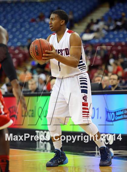 Thumbnail 3 in Modesto Christian vs Fairfield (CIF SJS D3 Final) photogallery.