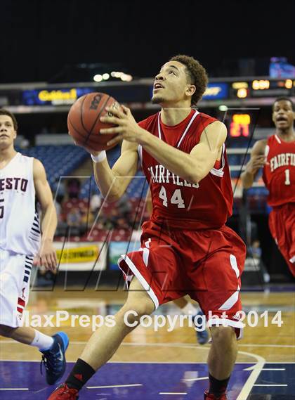 Thumbnail 2 in Modesto Christian vs Fairfield (CIF SJS D3 Final) photogallery.