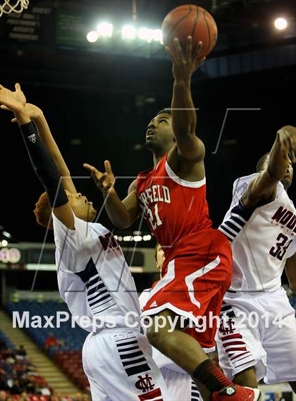 Thumbnail 2 in Modesto Christian vs Fairfield (CIF SJS D3 Final) photogallery.