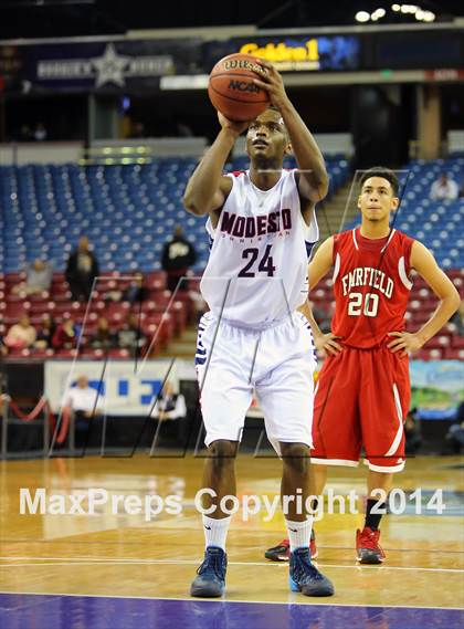Thumbnail 2 in Modesto Christian vs Fairfield (CIF SJS D3 Final) photogallery.