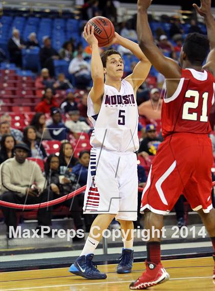 Thumbnail 2 in Modesto Christian vs Fairfield (CIF SJS D3 Final) photogallery.
