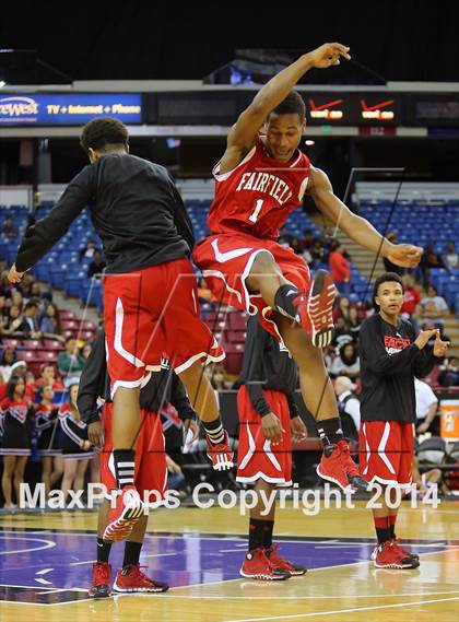 Thumbnail 2 in Modesto Christian vs Fairfield (CIF SJS D3 Final) photogallery.
