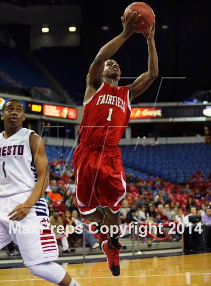 Thumbnail 2 in Modesto Christian vs Fairfield (CIF SJS D3 Final) photogallery.