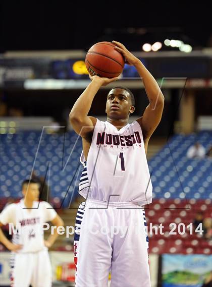 Thumbnail 3 in Modesto Christian vs Fairfield (CIF SJS D3 Final) photogallery.