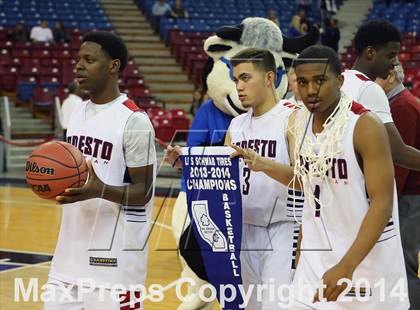 Thumbnail 2 in Modesto Christian vs Fairfield (CIF SJS D3 Final) photogallery.